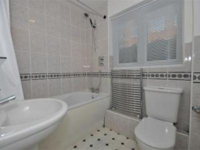 Louer Appartement Staines