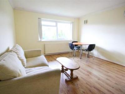 Annonce Location Appartement Staines