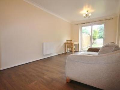 Annonce Location Appartement Egham