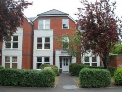 Annonce Location Appartement Egham