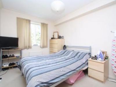 Louer Appartement Staines