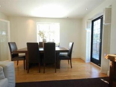 Louer Appartement Epsom