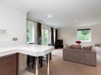 Louer Appartement Esher