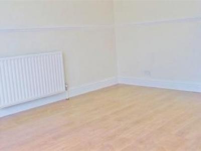 Louer Appartement Staines