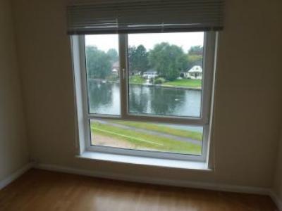 Louer Appartement Staines