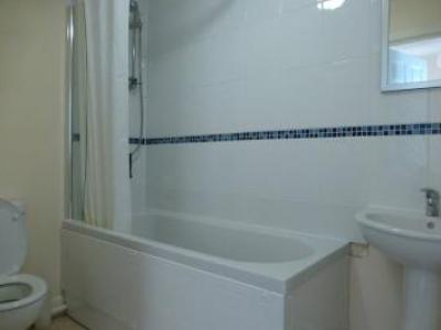 Louer Appartement Stroud