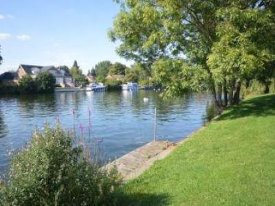 Annonce Location Maison Staines