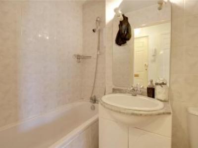 Louer Appartement Addlestone rgion KINGSTON UPON THAMES