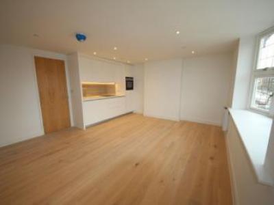 Annonce Location Appartement Esher