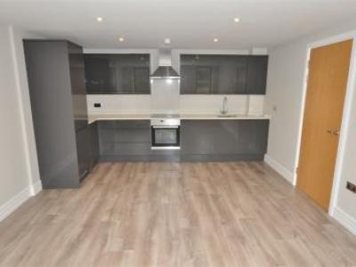 Louer Appartement Staines