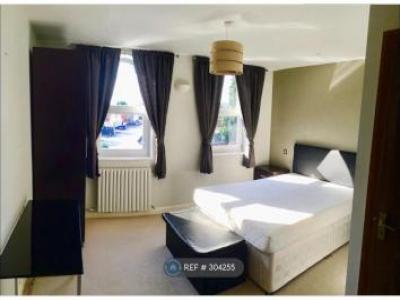 Louer Appartement Staines