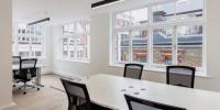 Location Local commercial LONDON W1F 8